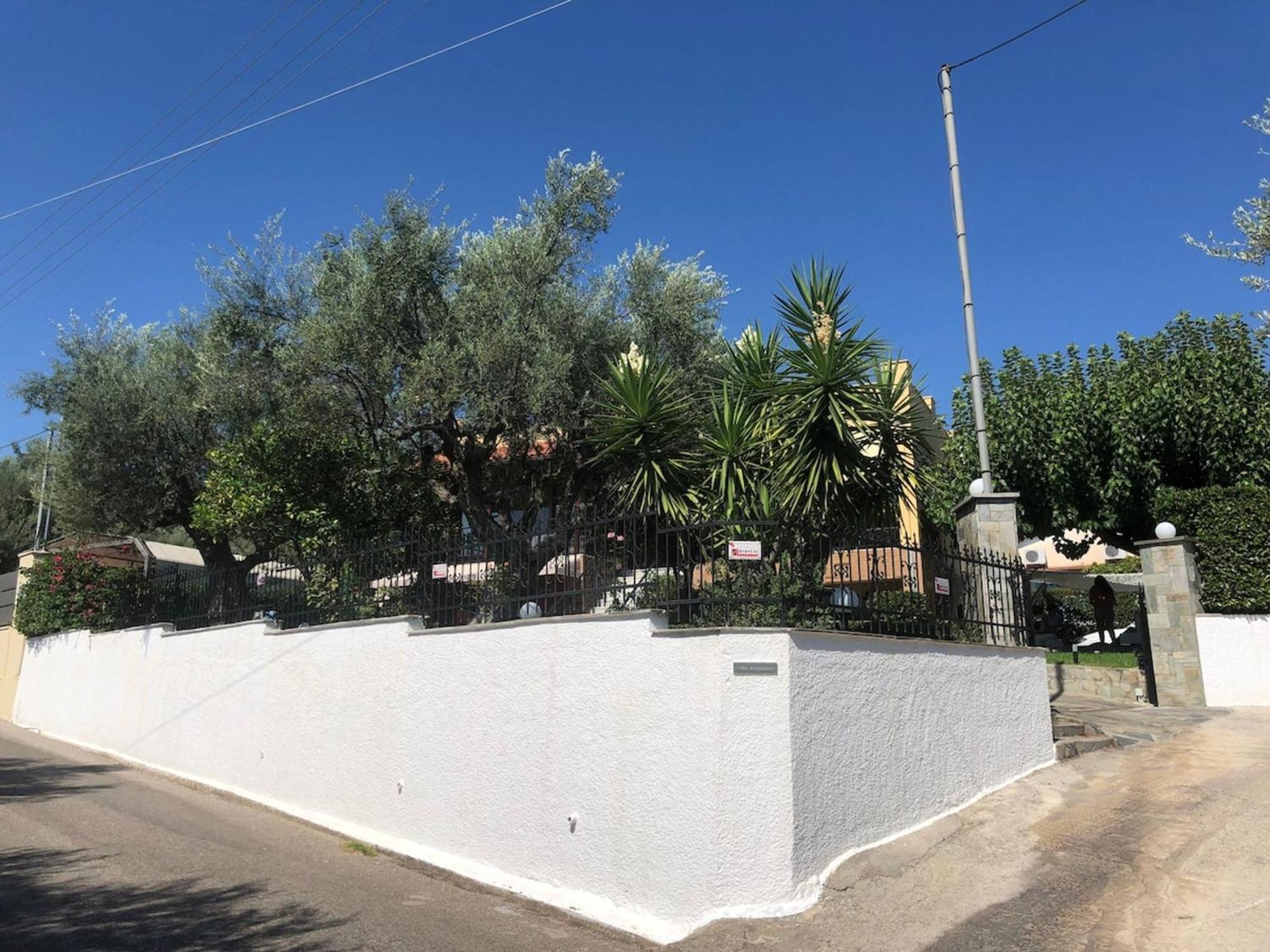 Zíria Luxurious Villa Anastasia מראה חיצוני תמונה
